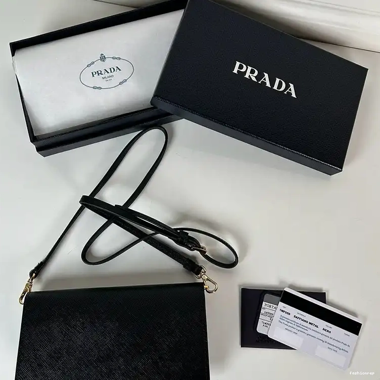 Fashionrep 2411YA0016 Bags Prada 1015